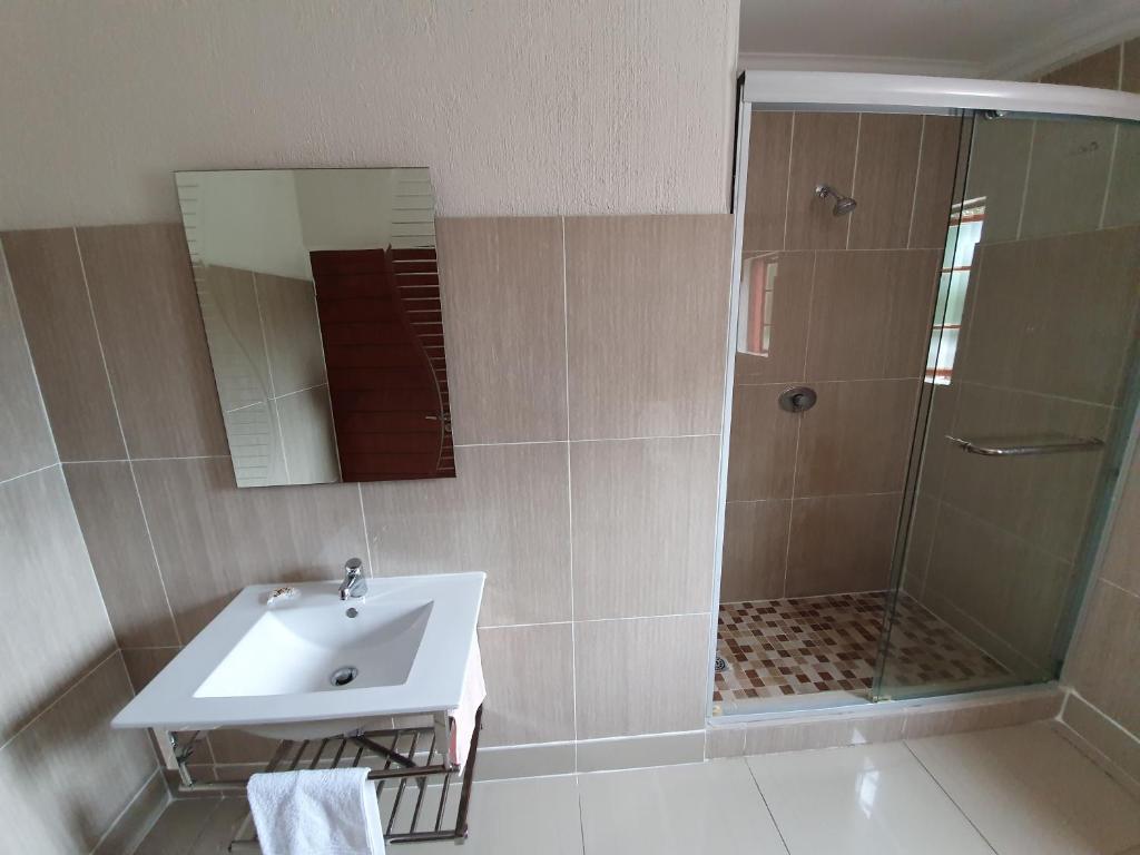 Khayalami Hotel - Mbombela Ngoại thất bức ảnh